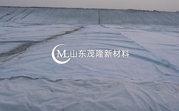 《蒙华铁路》复合土工布、土工格栅施工