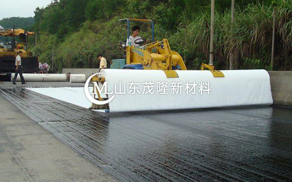 《高密市政道路》土工布、聚酯玻纤布施工