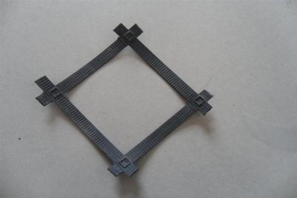 凸结点土工格栅的特点是什么？  第2张