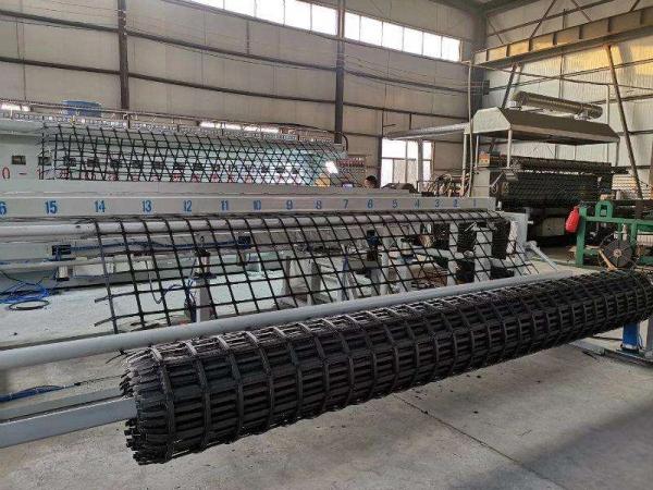 钢塑土工格栅在工程中的优势有哪些呢？  第2张