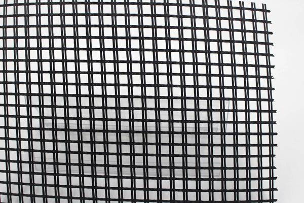 自粘型玻纤土工格栅的特点有哪些呢？  第2张