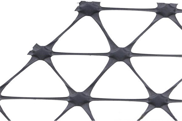 详解三向土工格栅的制作方法  第2张