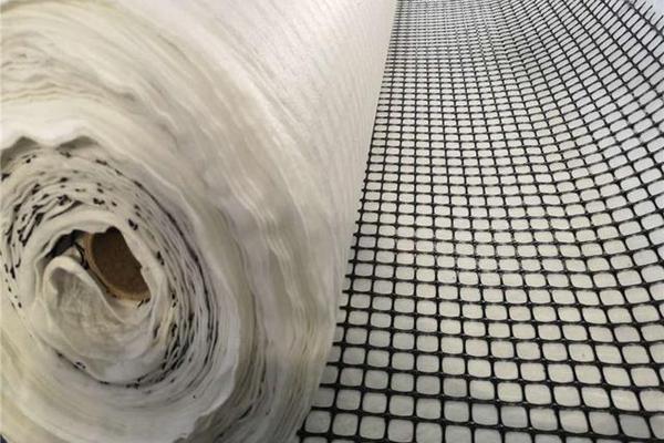 复合土工格栅垫详解：作用、特点与应用领域