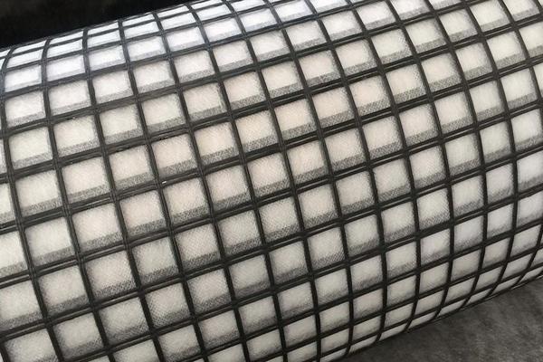 土工格栅与透层沥青：了解施工方法！  第2张