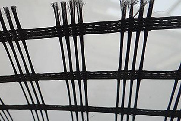 如何高效剪断土工格栅？选择合适工具，轻松完成任务！