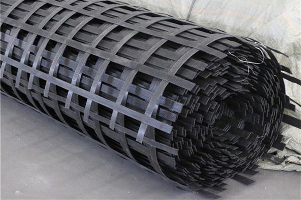 土工格栅施工时规格如何选择？从材料到尺寸，完全解读！  第2张