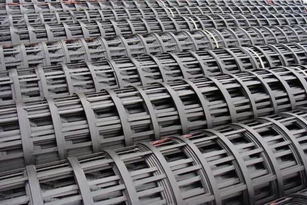 大口径钢塑土工格栅选择指南  第2张