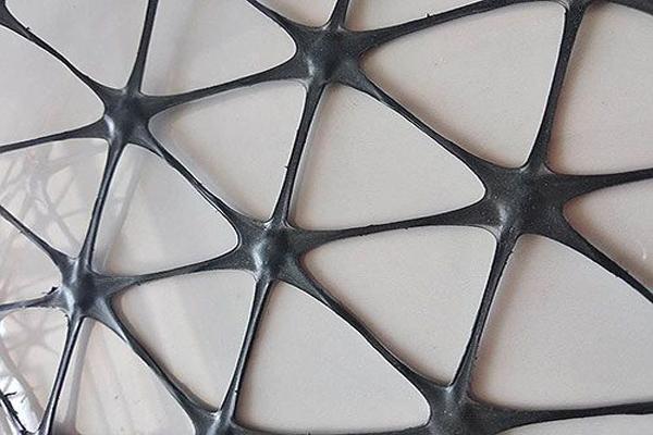 三向土工格栅施工易损伤因素分析  第3张