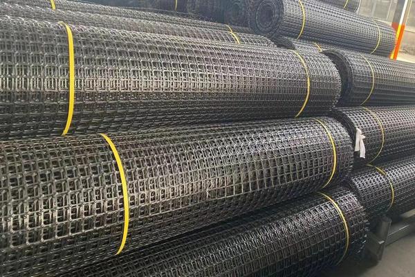 混凝土板是否适合放置土工格栅？