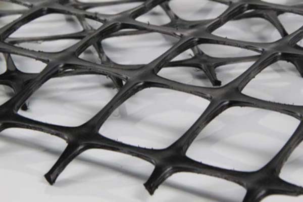 地理环境对土工格栅性能的影响及其研究现状  第2张