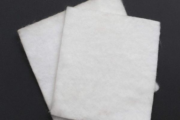 土工格栅与土工布的区别有哪些，如何选择合适的材料  第4张