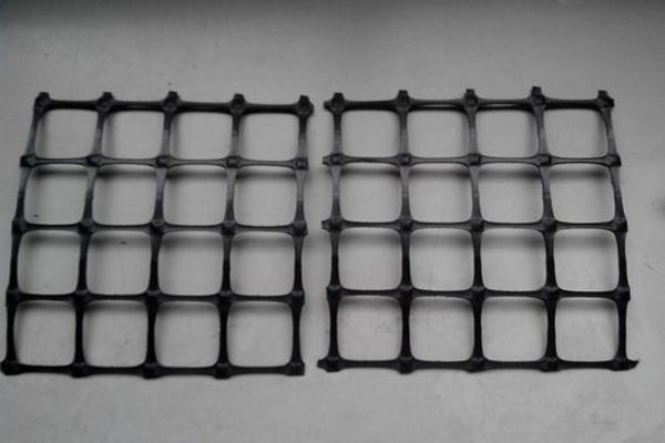 土工格栅的优点有哪些？为什么选用土工格栅？