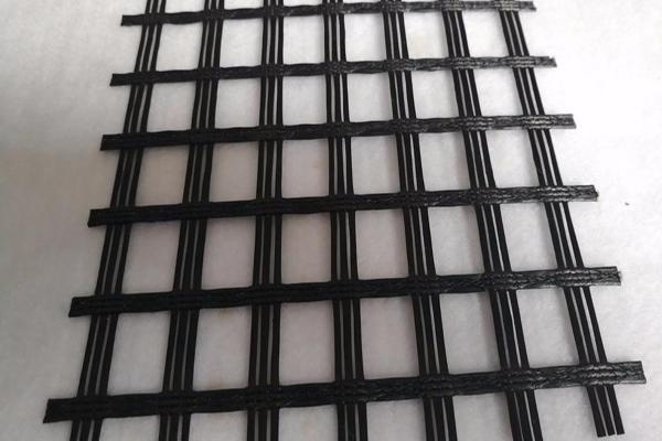 聚丙烯土工格栅：特点与应用解析