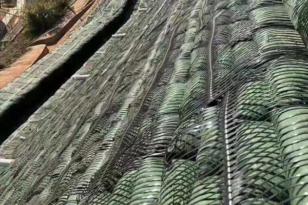 土工格栅在挡土墙中的优势详解  第2张