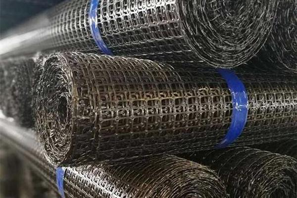 土工格栅加固软土地基相较于传统加固方法的优势  第3张