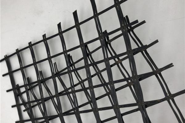 玻纤土工格栅的生产工艺优化与力学性能提升研究