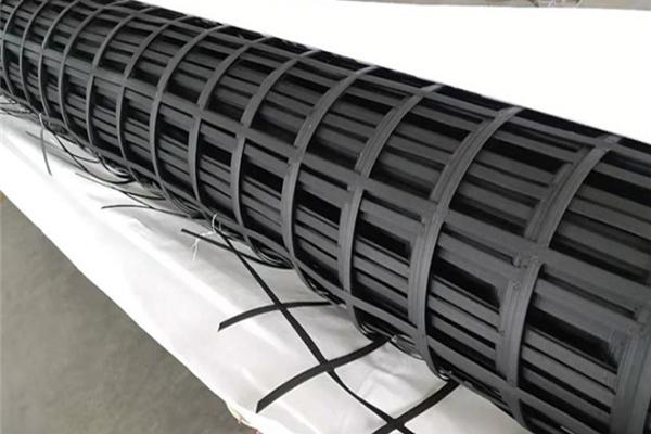 钢塑土工格栅规格参数解析