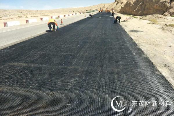路基土工格栅施工照片真实