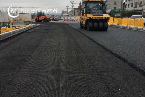 路基土工格栅施工照片真实  第3张