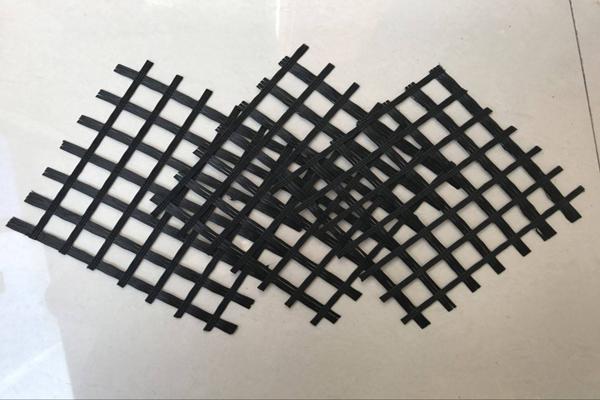 土工格栅延伸率标准 