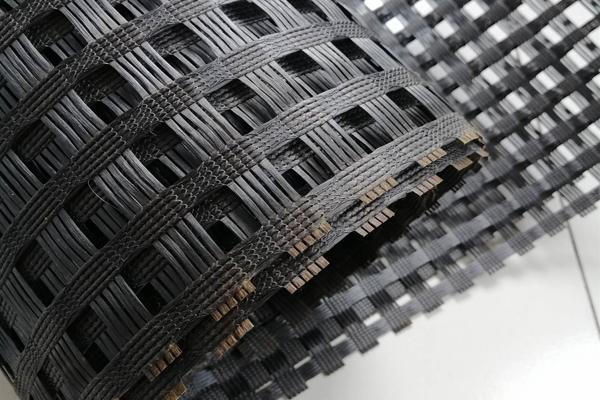 玻纤格栅怎么固定在墙上