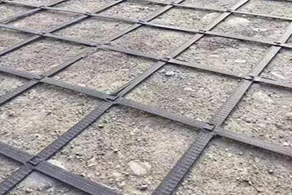 高韧性聚酯纱线集束土工格栅图片  第8张