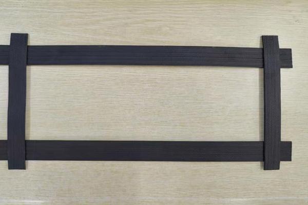 高韧性聚酯纱线集束土工格栅与玄武岩纤维土工格栅的区别  第3张