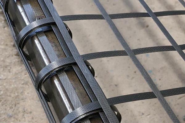 钢塑土工格栅的聚乙烯?；げ愫穸? 第3张